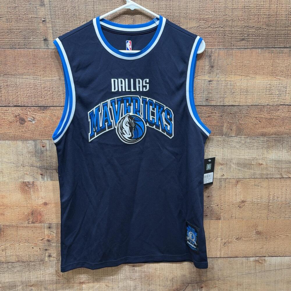 Dallas Mavericks Jersey Mens Medium Blue NBA Basketball UNK Mesh Tank Graphic